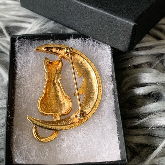 Vintage Cat & Moon Brooch - Picture 3 of 6